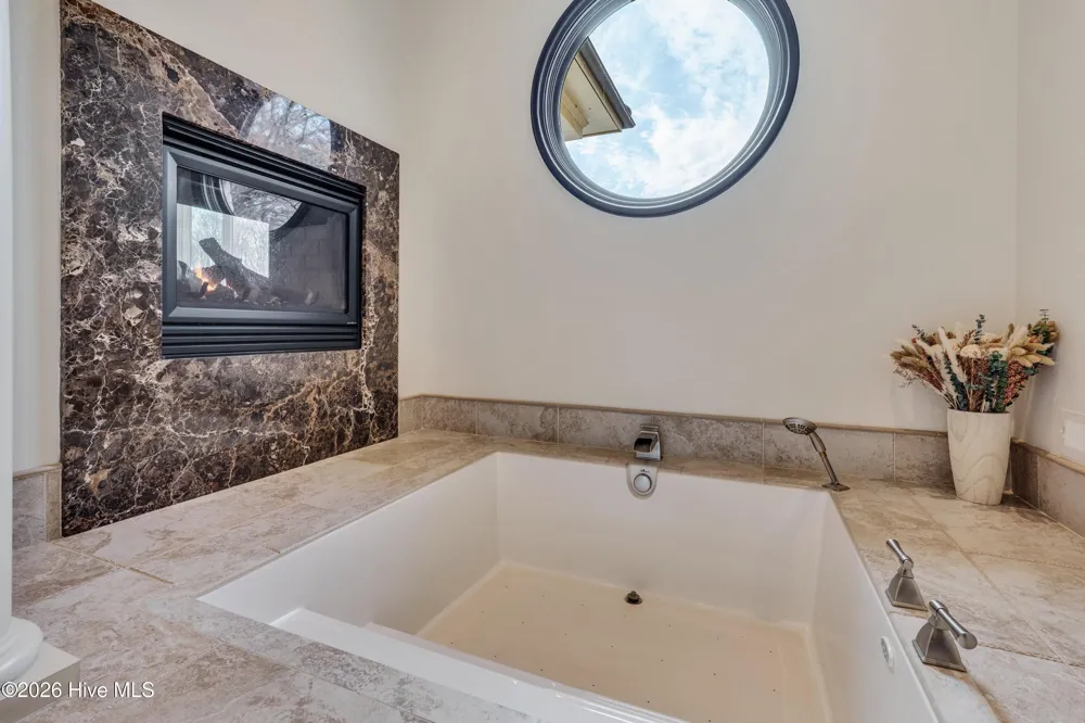 102 Anna Lake Lane Cary, NC 27513