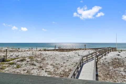 315 Bream Avenue #UNIT 207