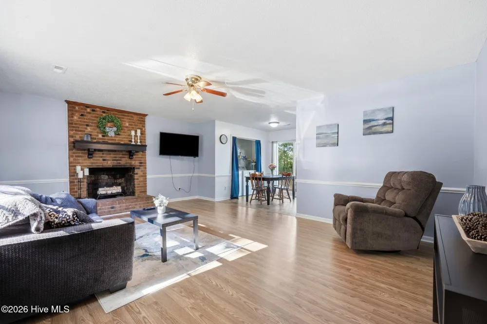 1704 Farmgate Road Kinston, NC 28504