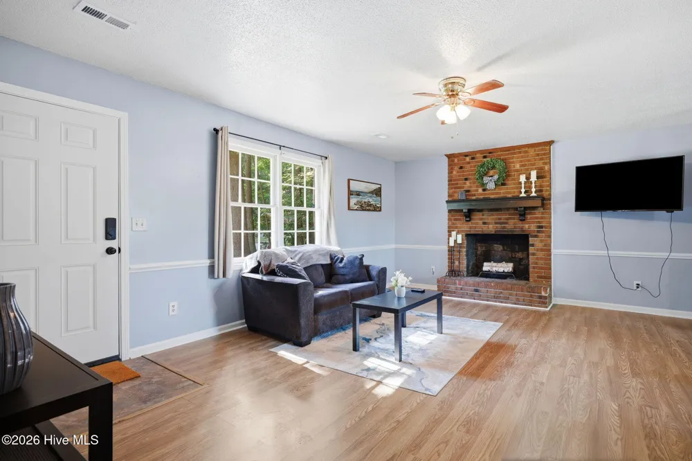 1704 Farmgate Road Kinston, NC 28504