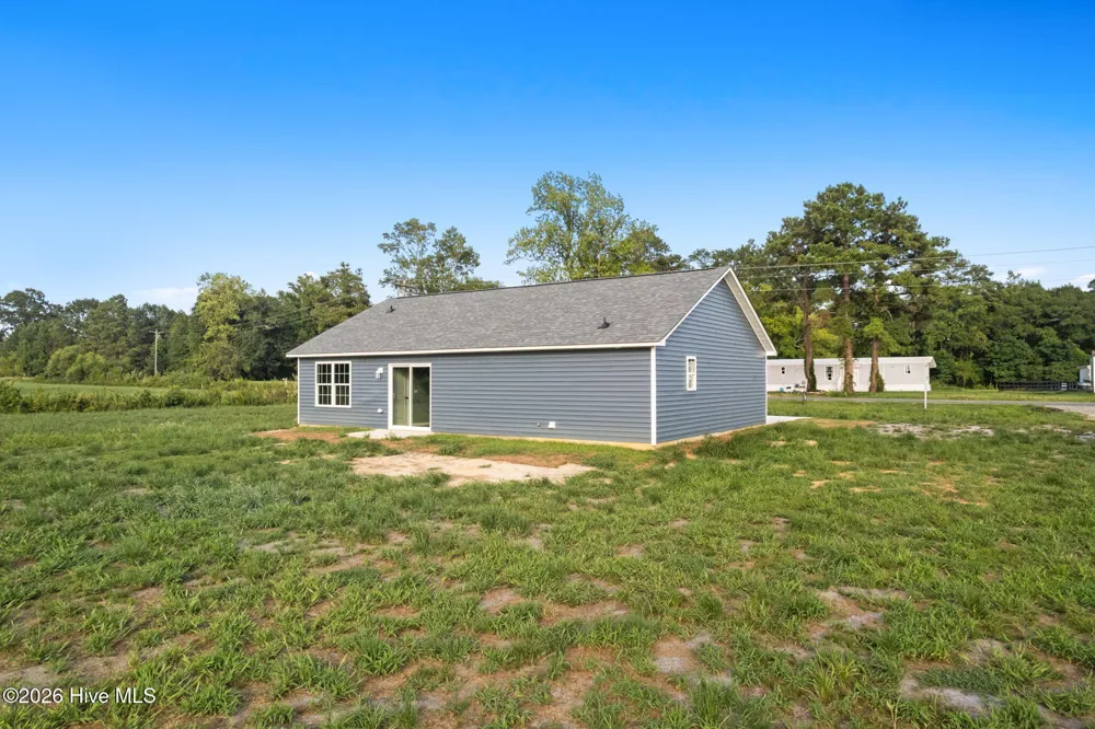 216 Hc Powers Road Wallace, NC 28466
