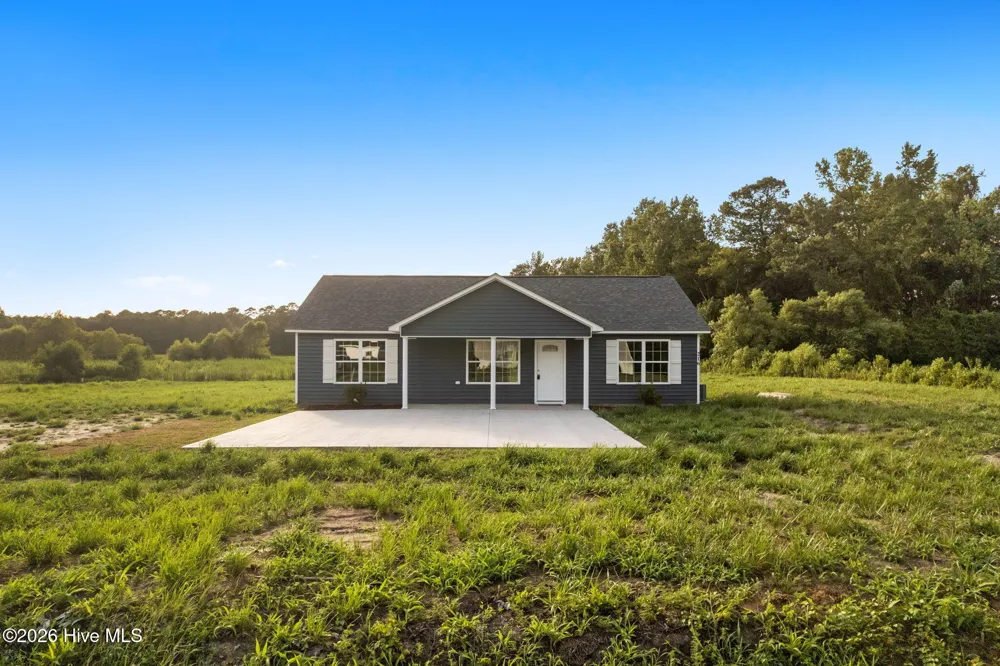 216 Hc Powers Road Wallace, NC 28466