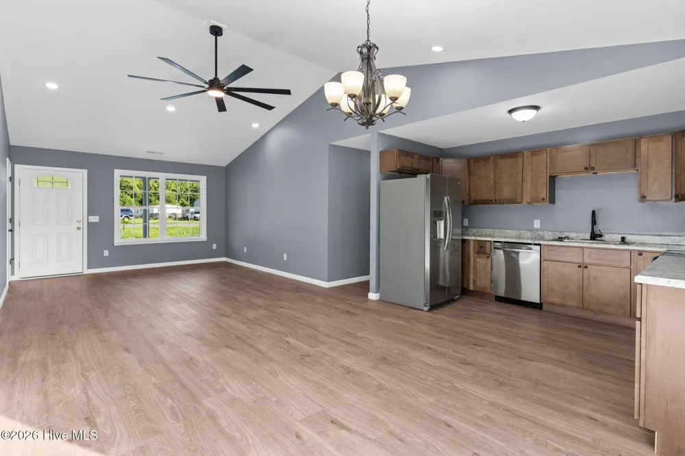216 Hc Powers Road Wallace, NC 28466
