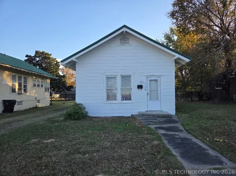 309 W Foley