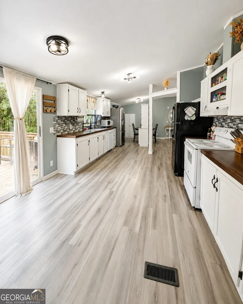 130 H & B LN Temple, GA 30179