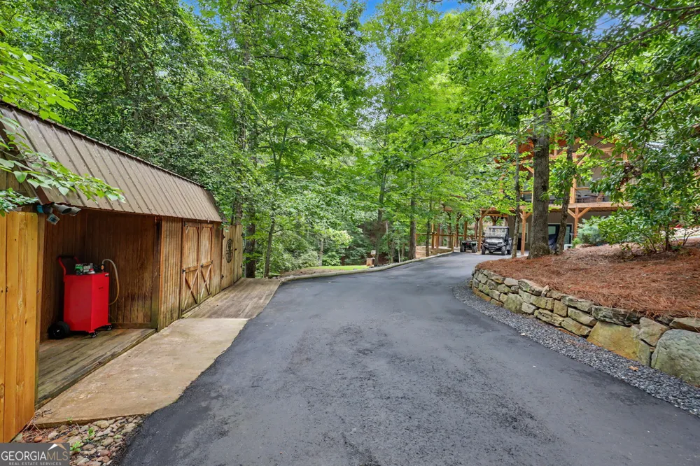 301 Cross Creek TRL Demorest, GA 30535