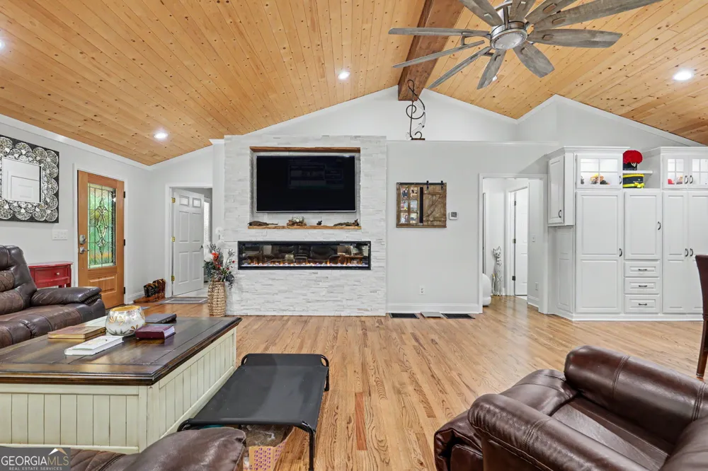 301 Cross Creek TRL Demorest, GA 30535