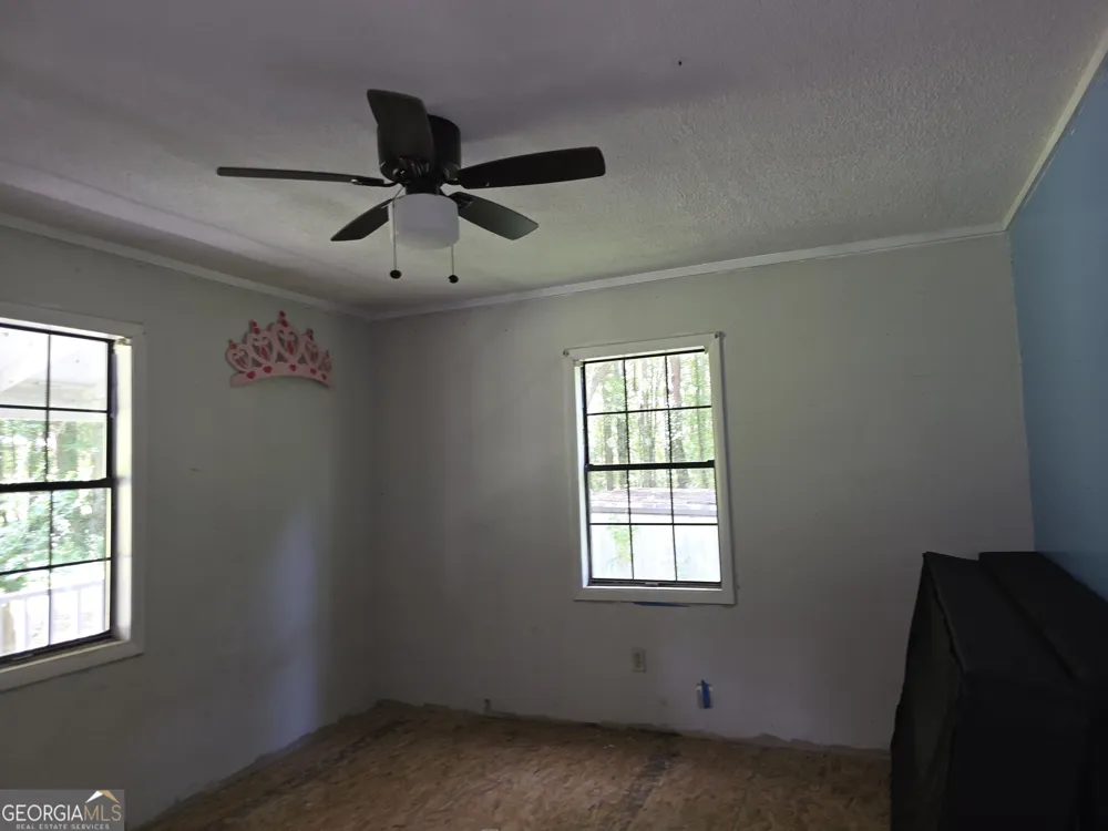 1347 Windom RD Tallapoosa, GA 30176