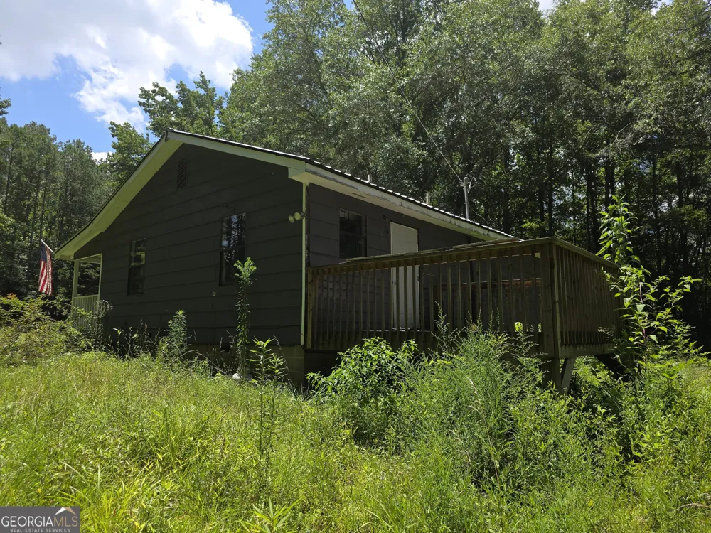 1347 Windom RD Tallapoosa, GA 30176