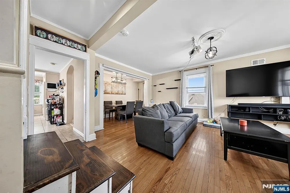 93 15th Street Prospect Park, NJ 07508