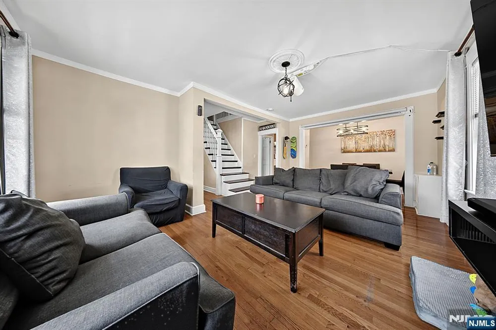 93 15th Street Prospect Park, NJ 07508