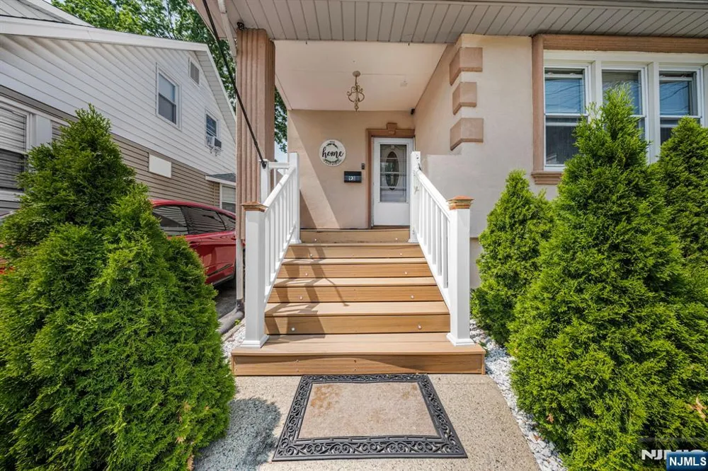 93 15th Street Prospect Park, NJ 07508