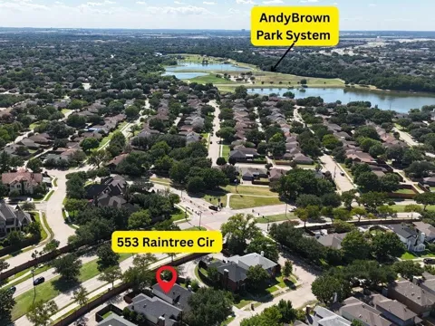 553 Raintree Circle