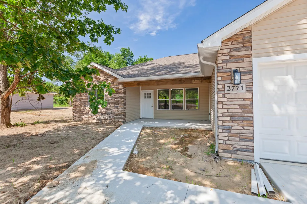 2771 Gady Pines Drive Adrian, MI 49221