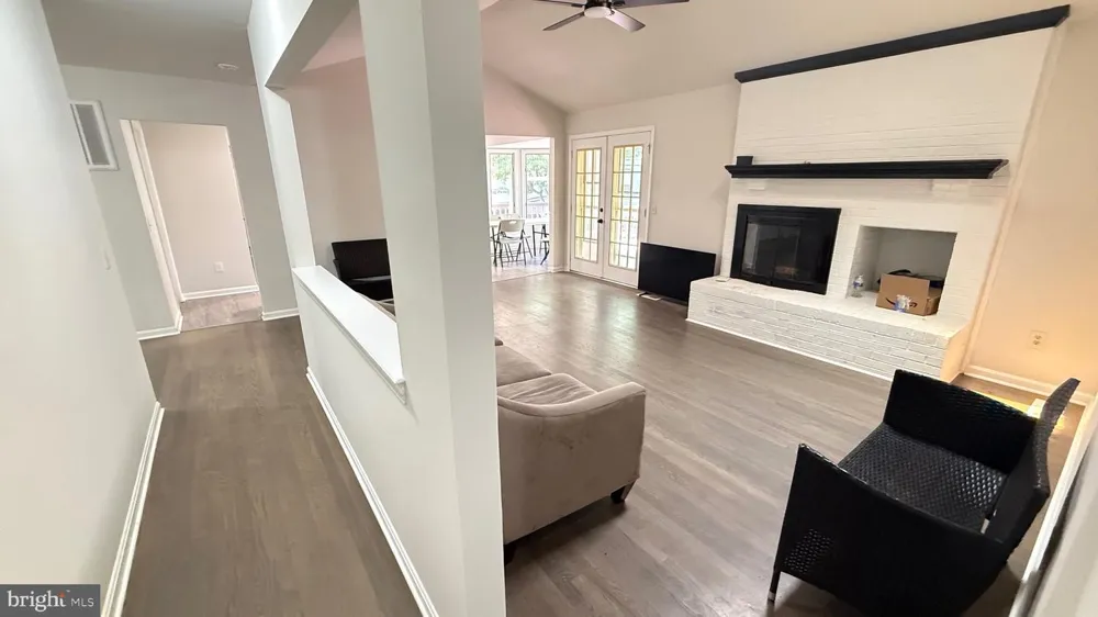 4800 MAURINE COURT Gainesville, VA 20155