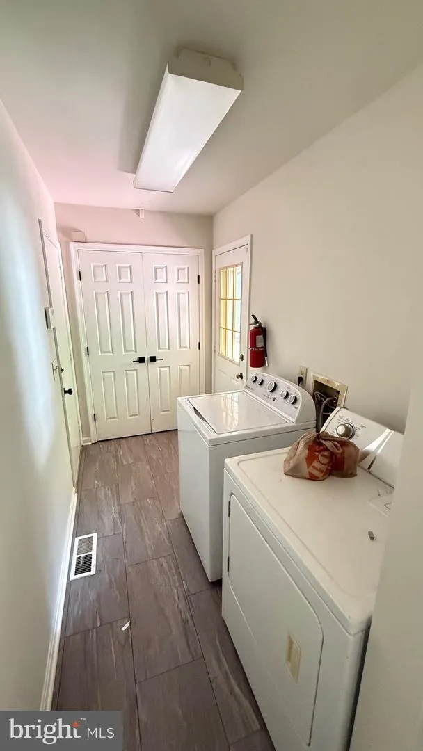 4800 MAURINE COURT Gainesville, VA 20155