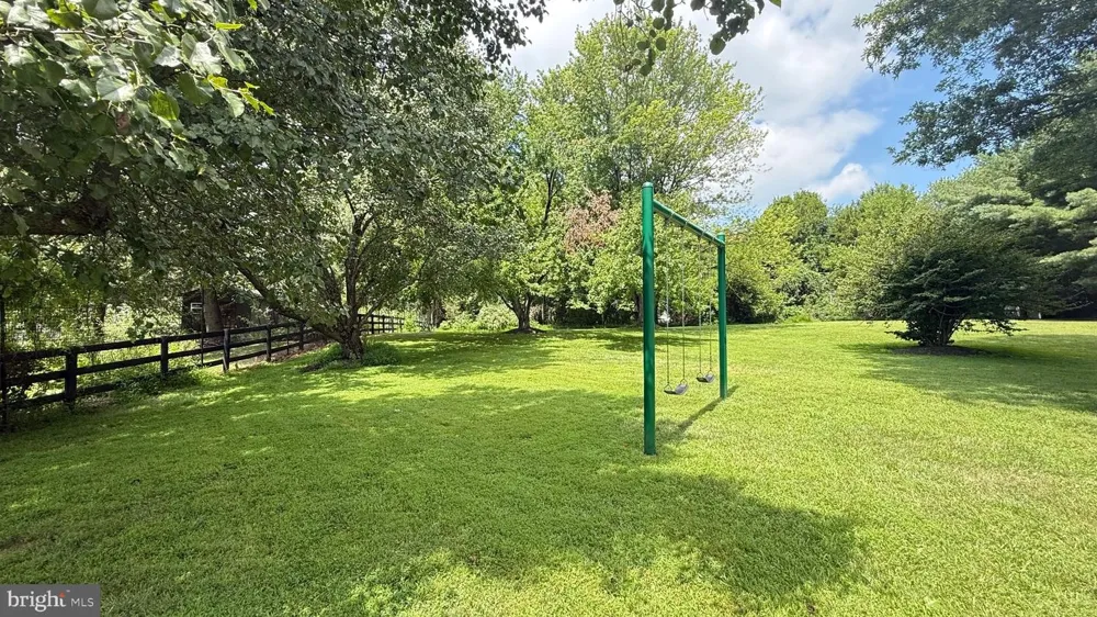 4800 MAURINE COURT Gainesville, VA 20155