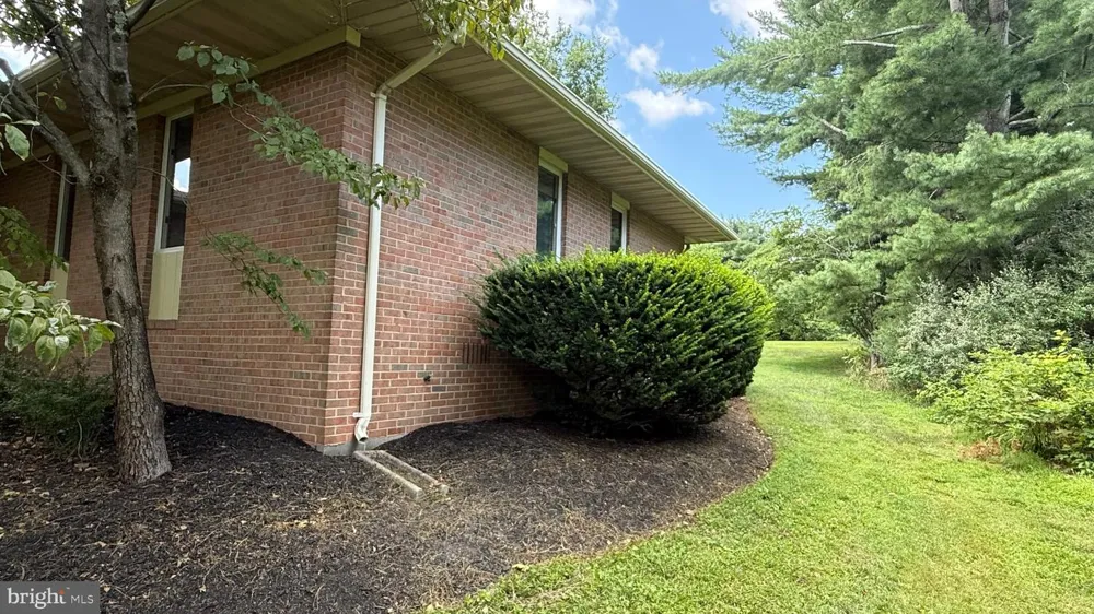 4800 MAURINE COURT Gainesville, VA 20155