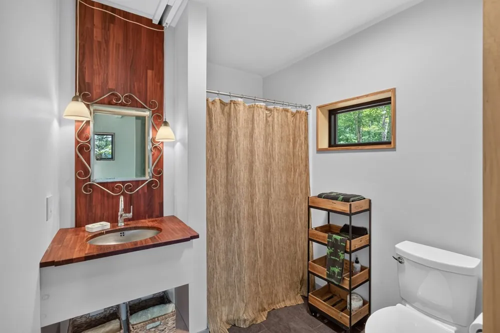 378 Parkside Ln Spencer, TN 38585