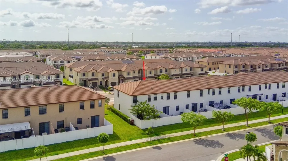 10966 W 33rd Way Hialeah, FL 33018