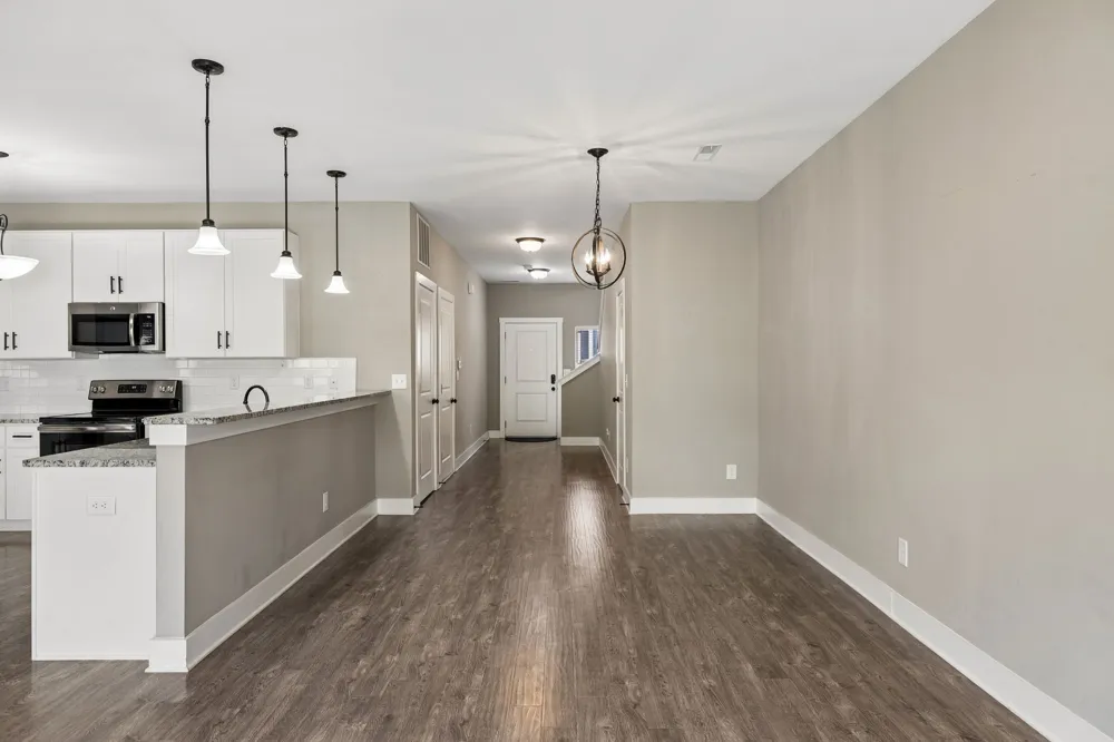 2217 Drone Way Columbia, TN 38401