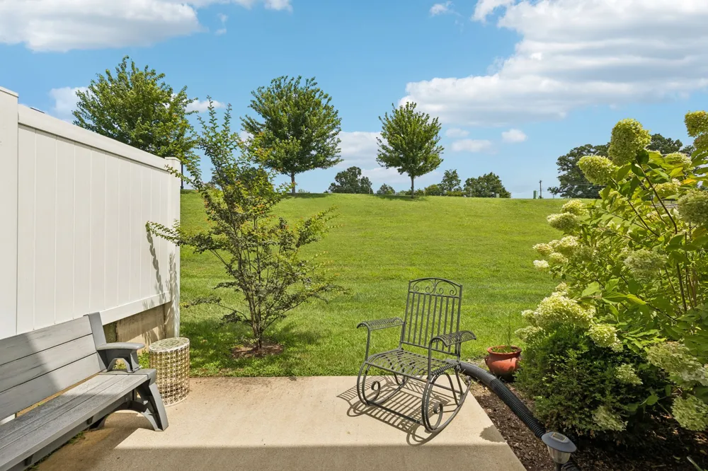 2217 Drone Way Columbia, TN 38401
