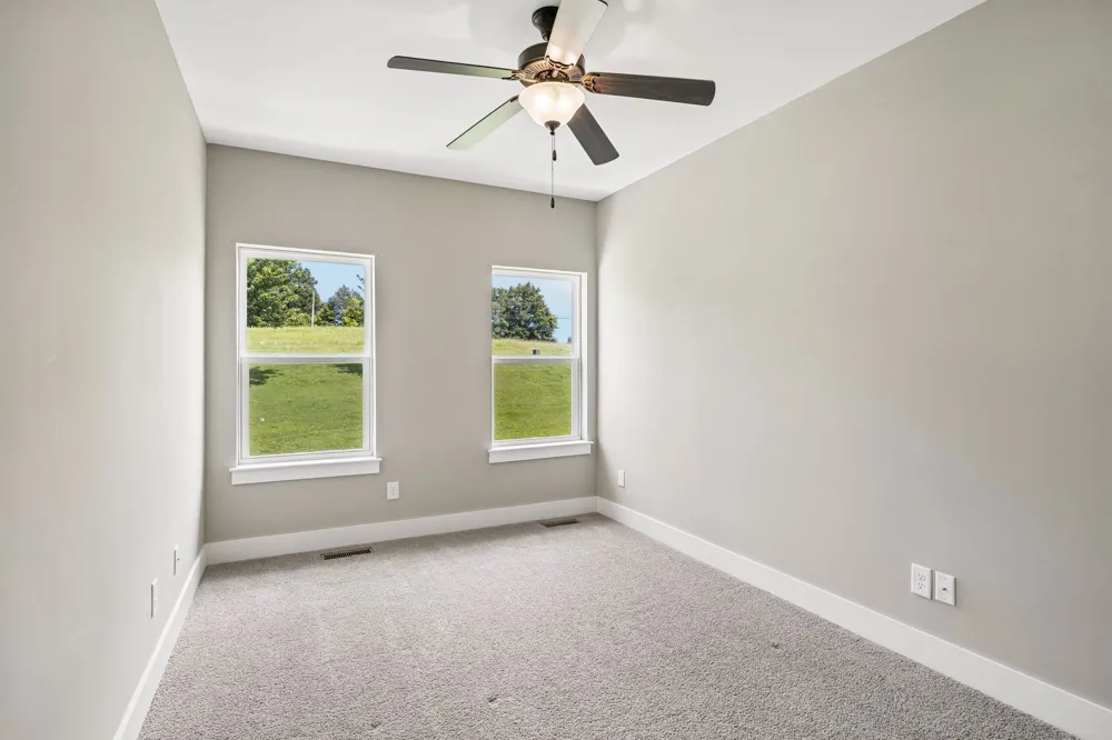 2217 Drone Way Columbia, TN 38401