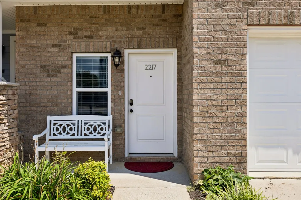 2217 Drone Way Columbia, TN 38401