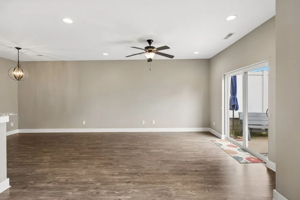 2217 Drone Way Columbia, TN 38401
