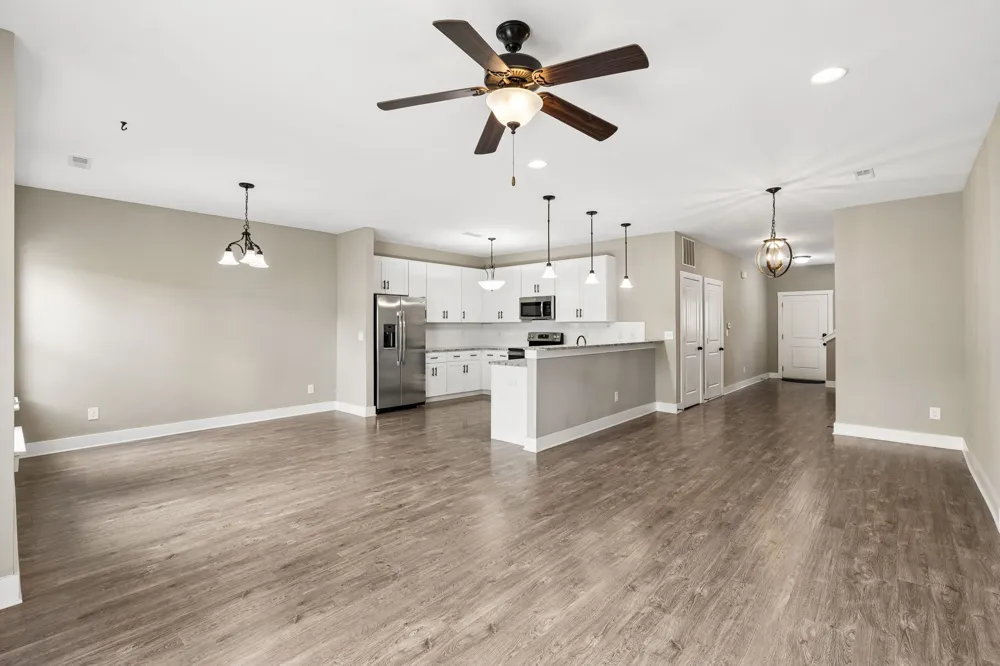 2217 Drone Way Columbia, TN 38401