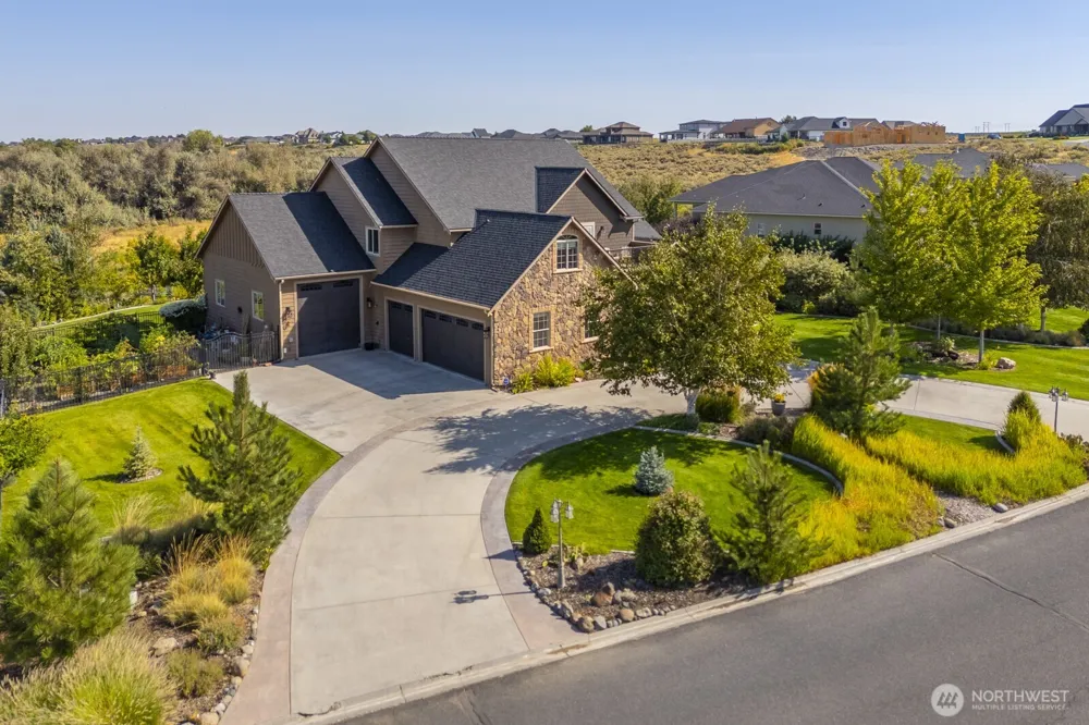 7724 Dune Lake Road SE Moses Lake, WA 98837