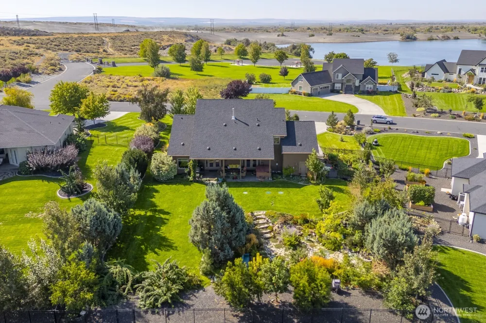 7724 Dune Lake Road SE Moses Lake, WA 98837