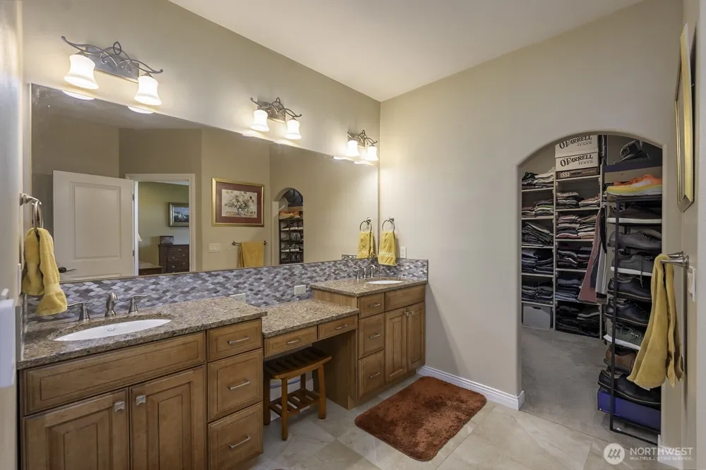 7724 Dune Lake Road SE Moses Lake, WA 98837