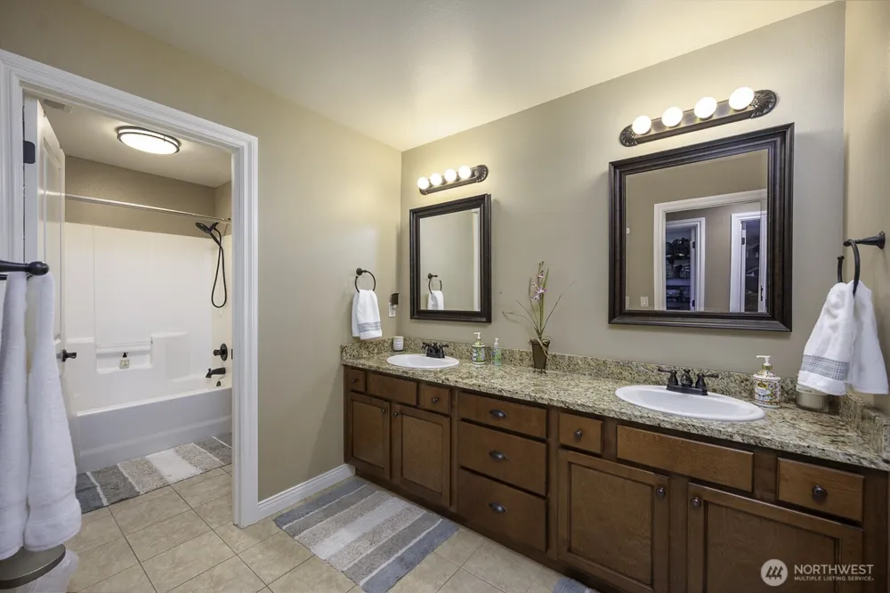 7724 Dune Lake Road SE Moses Lake, WA 98837