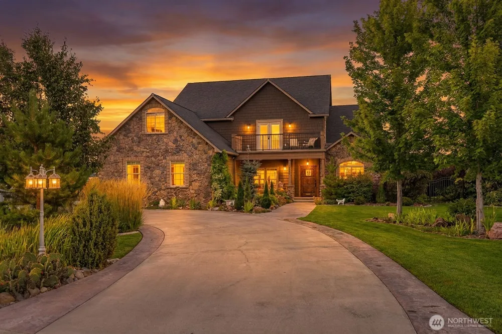 7724 Dune Lake Road SE Moses Lake, WA 98837