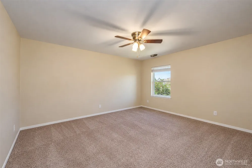 7724 Dune Lake Road SE Moses Lake, WA 98837