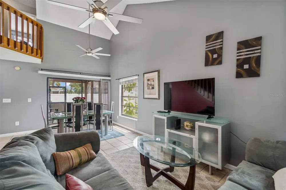 5485 FRIARSWAY DRIVE Tampa, FL 33624