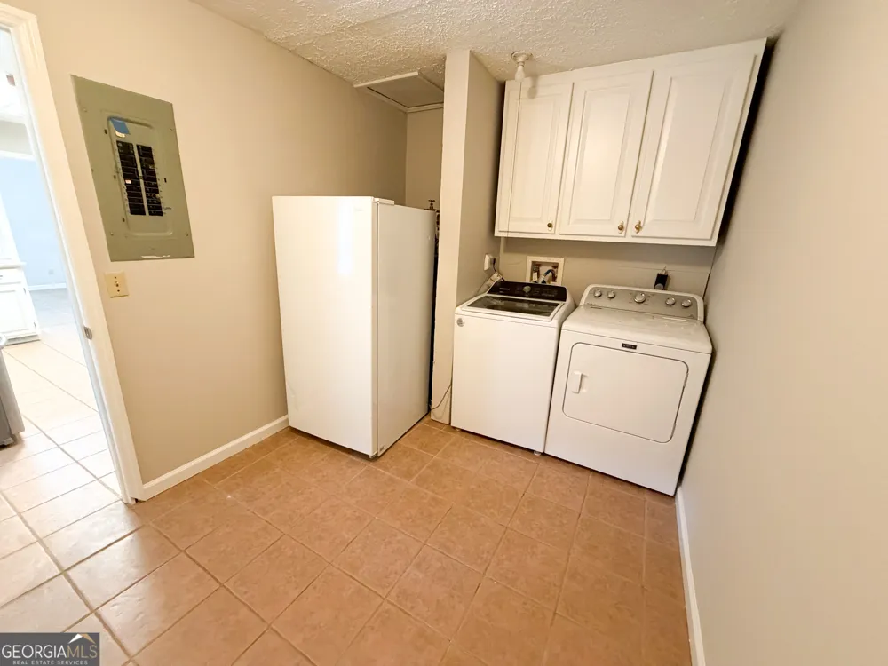123 Hazel WAY LaGrange, GA 30241
