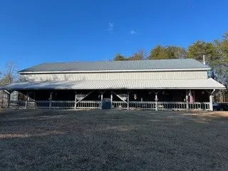 35 Charlotte Ln