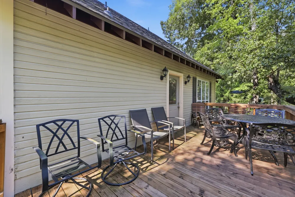 91 Private Rd 52602 Pittsburg, TX 75686