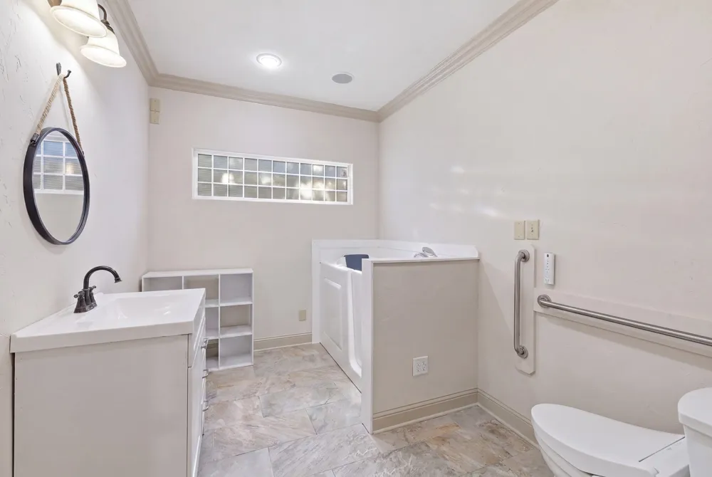 91 Private Rd 52602 Pittsburg, TX 75686