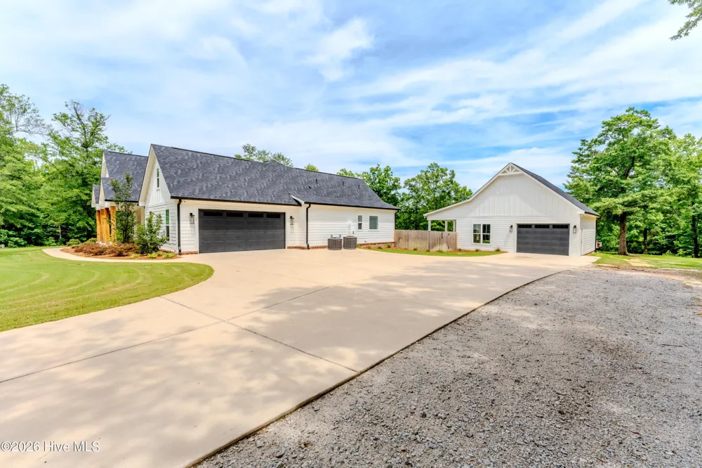 3343 Tom Bartles Road Appling, GA 30802
