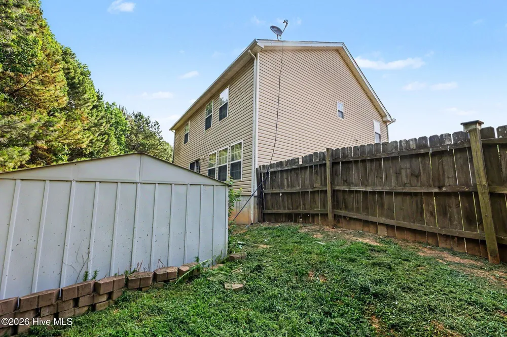 237 Georgetowne Drive Clayton, NC 27520