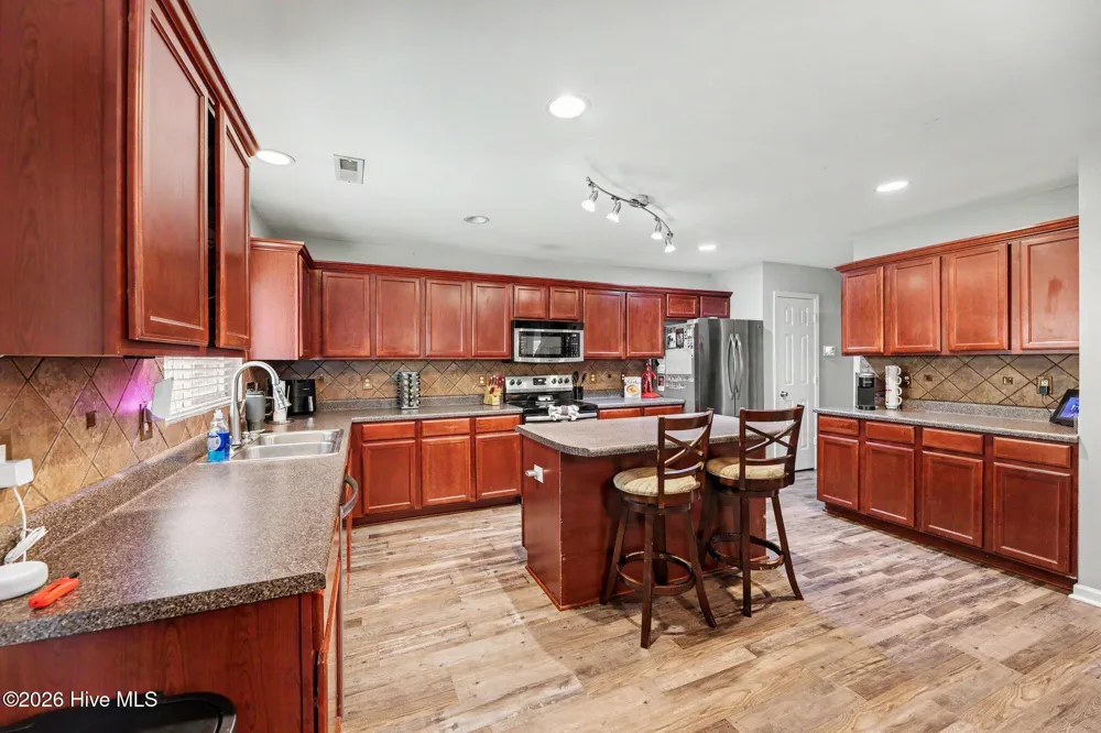 237 Georgetowne Drive Clayton, NC 27520