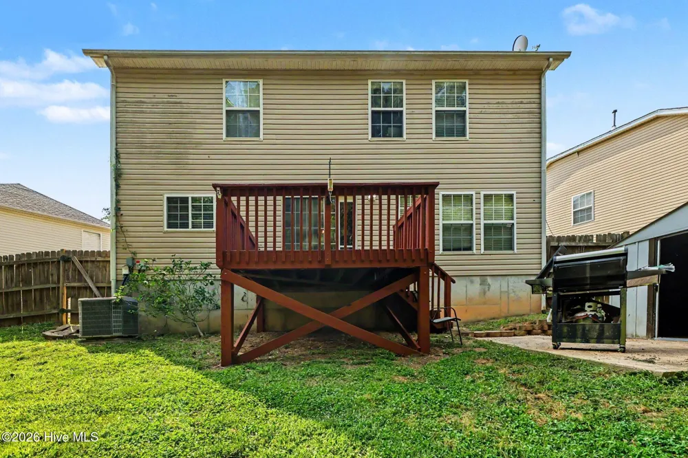 237 Georgetowne Drive Clayton, NC 27520