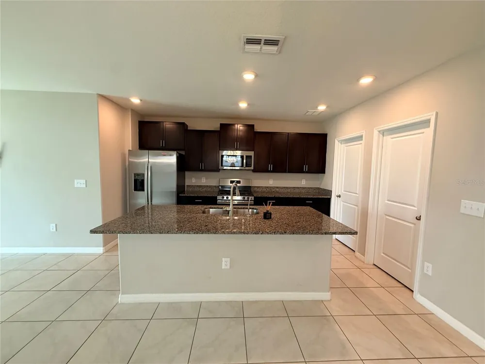 10363 SHADY PRESERVE DRIVE Riverview, FL 33578