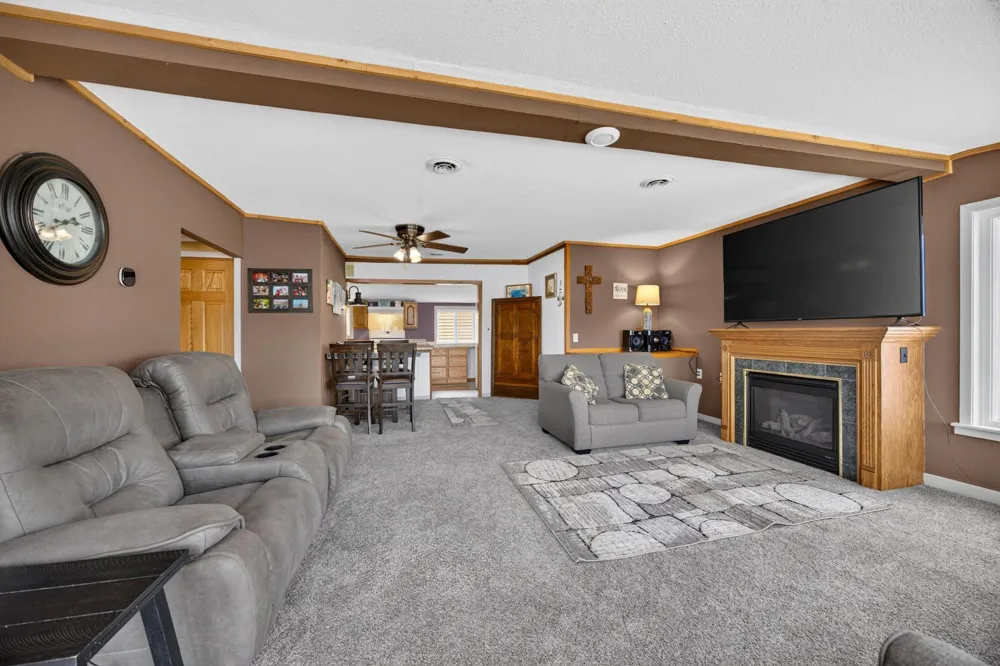 67480 County Road 76 Wabasha, MN 55981