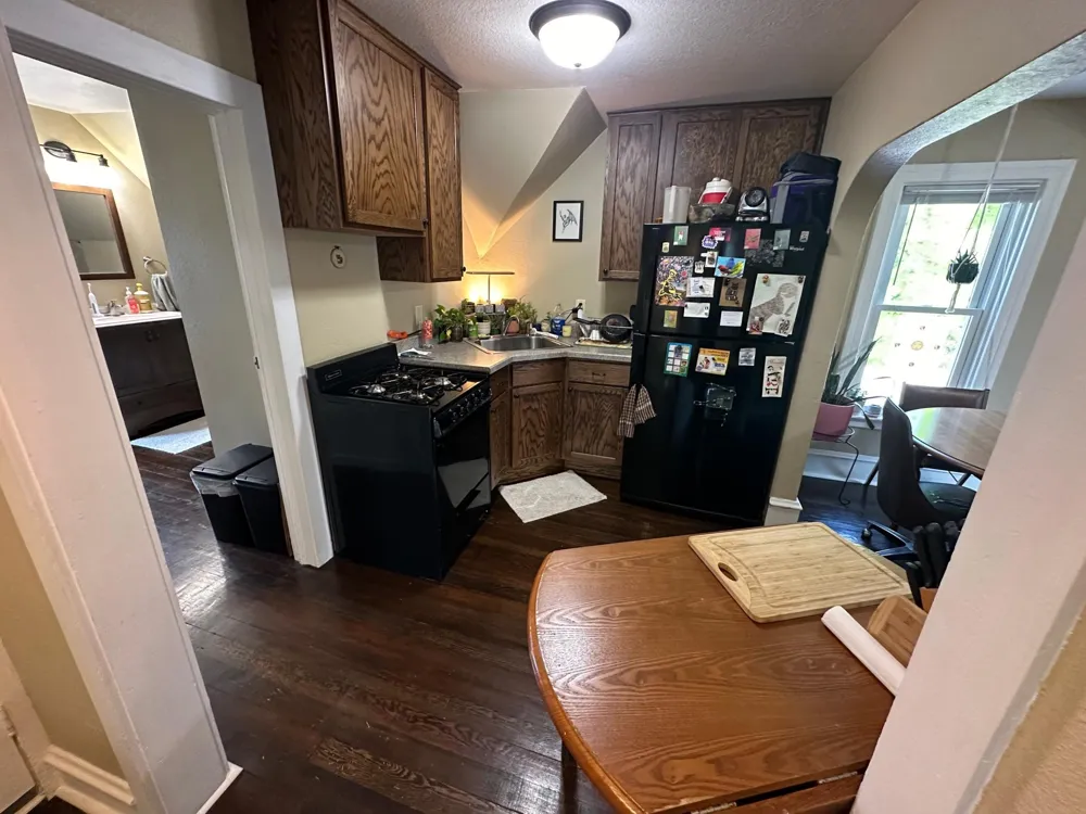 613 3rd Street SW #upstairs #2 Willmar, MN 56201