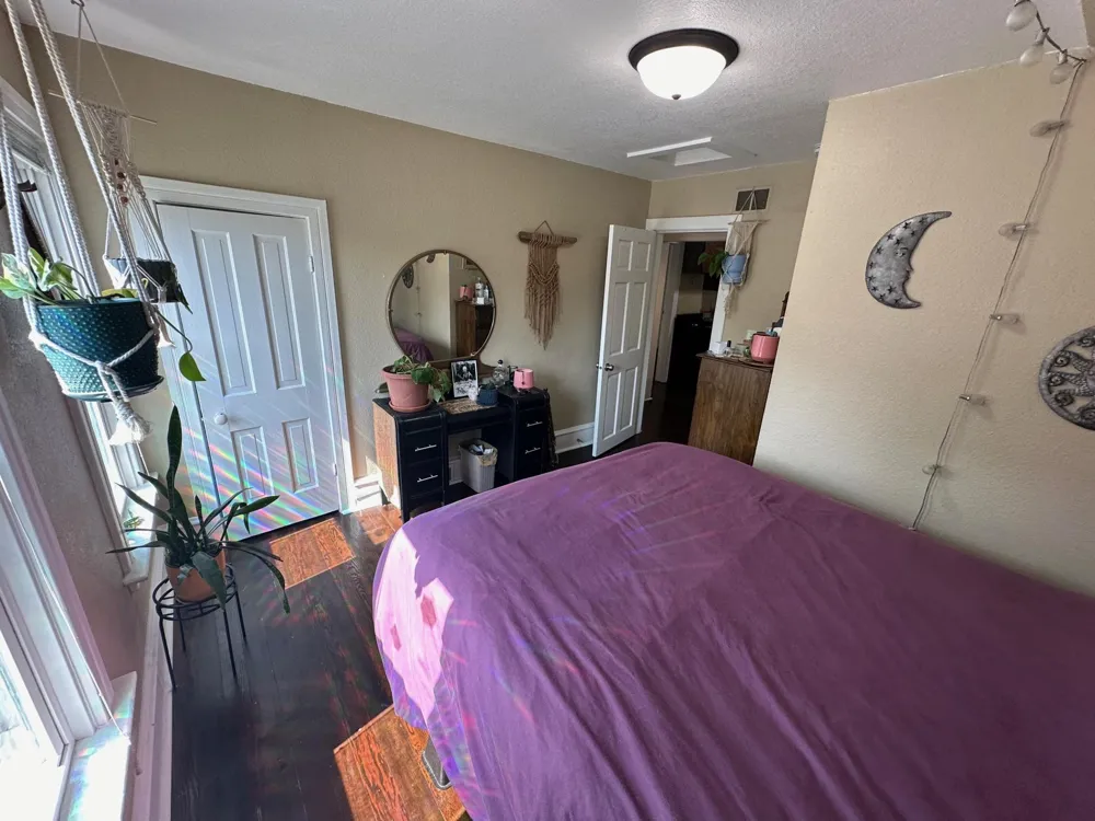 613 3rd Street SW #upstairs #2 Willmar, MN 56201