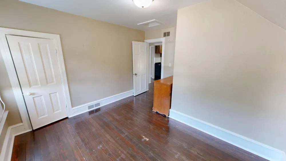 613 3rd Street SW #upstairs #2 Willmar, MN 56201